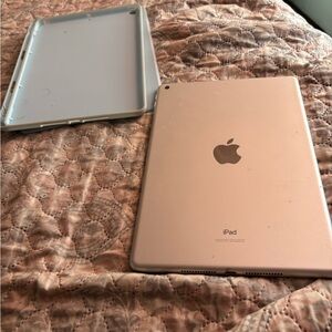 iPad 8 generation 10 inches